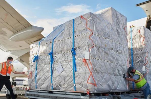 新加坡空運(yùn)專線對(duì)全球經(jīng)濟(jì)的影響有哪些？