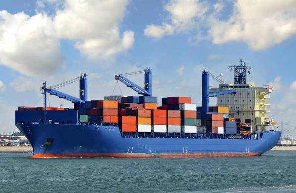 國(guó)際貨運(yùn)代理在促進(jìn)跨國(guó)貿(mào)易、促進(jìn)經(jīng)濟(jì)發(fā)展等方面發(fā)揮著重要作用