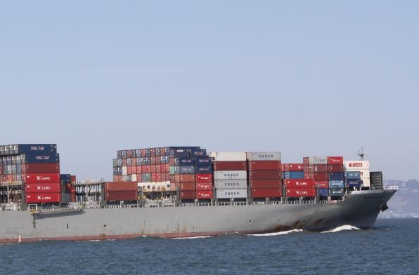 國內(nèi)物流貨運代理公司為客戶提供高效、便捷的物流運輸服務(wù)