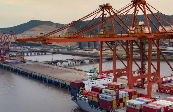 巴基斯坦貨代承擔(dān)著連接巴基斯坦與世界各地的橋梁作用