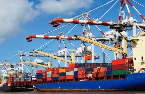 在這個(gè)全球化的大潮中，國(guó)際貨運(yùn)代理扮演著越來(lái)越重要的角色