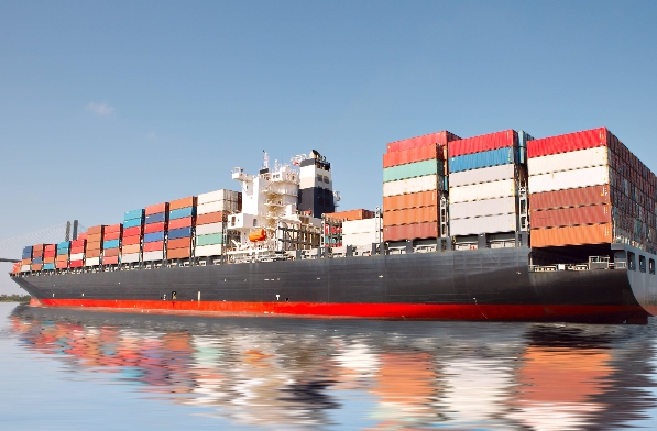 作為連接不同國(guó)家和地區(qū)之間的橋梁，美國(guó)貨代扮演著至關(guān)重要的角色