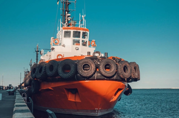 國際物流作為全球貿(mào)易的重要支柱，對企業(yè)的發(fā)展起著至關(guān)重要的作用