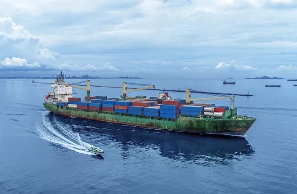 隨著全球貿(mào)易的深入發(fā)展，俄羅斯貨運代理行業(yè)有望繼續(xù)保持繁榮發(fā)展