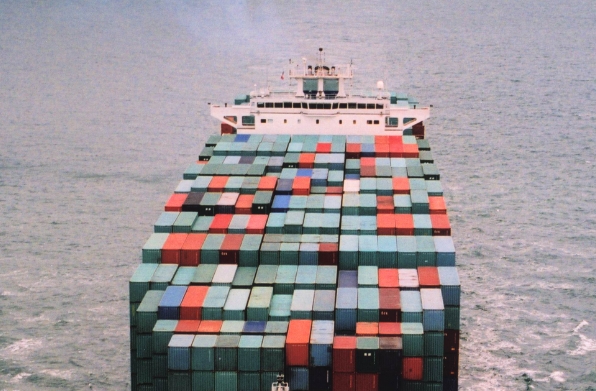 非洲的商貿(mào)活動日益頻繁，而貨運代理是商貿(mào)活動的重要一環(huán)