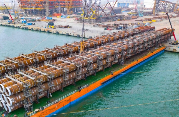 對未來的挑戰(zhàn)和機(jī)遇，國際貨代行業(yè)需要不斷創(chuàng)新和發(fā)展