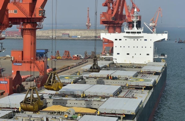 貨運代理不僅簡化了復(fù)雜的物流流程，還促進了國際貿(mào)易的繁榮與發(fā)展