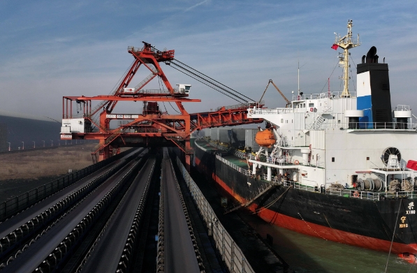 國際物流貨運將繼續(xù)為全球貿(mào)易發(fā)展提供有力支持，推動世界經(jīng)濟繁榮