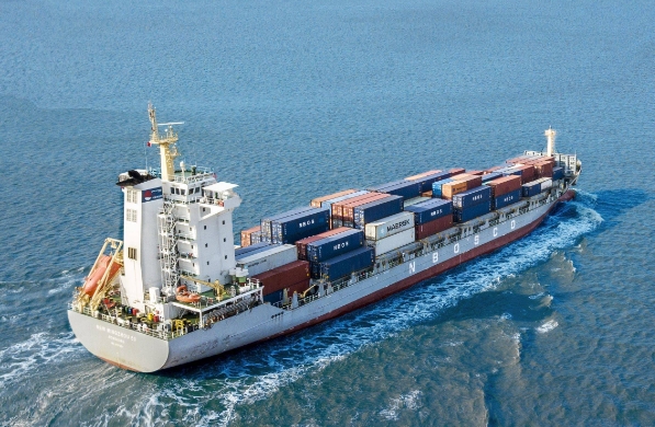 從海運(yùn)到空運(yùn)：探索國(guó)際物流公司的多元化運(yùn)輸策略！